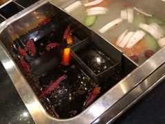 -百年川椒重庆老火锅(光谷店)