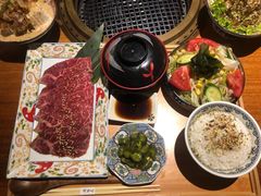 -肉魁屋·烧肉·烧鸟·酒场(高新店)