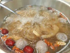 牛骨汤底-粤潮牛肉火锅店(江南大道店)