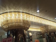 -燕山大酒店