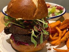 -HELLO 27 意面·沙拉·帕尼尼