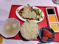 -芽笼芽笼新加坡餐厅(世纪汇店)