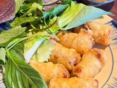 -Cuc Gach Quan Restaurant