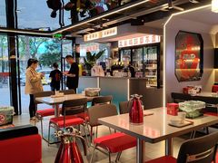 -龙巢盱眙龙虾·牛蛙·烧烤宵夜(八卦岭店)