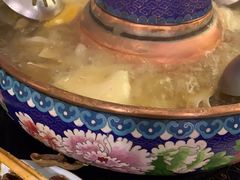 -毛辣果·贵州红酸汤牛肉火锅(西单店)