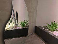 -洪小鹏生活美学馆(领SHOW天地店)