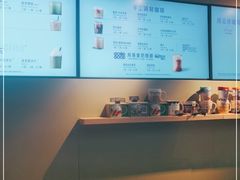 -星巴克(上海虹桥站2A检票口)