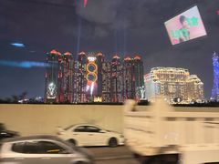 -影汇之星8字形摩天轮