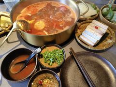 -罗勒家·养生火锅· Bistro(大望路店)
