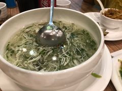 西湖牛肉羹-永記粤菜·五指毛桃花雕鸡煲(九亭店)