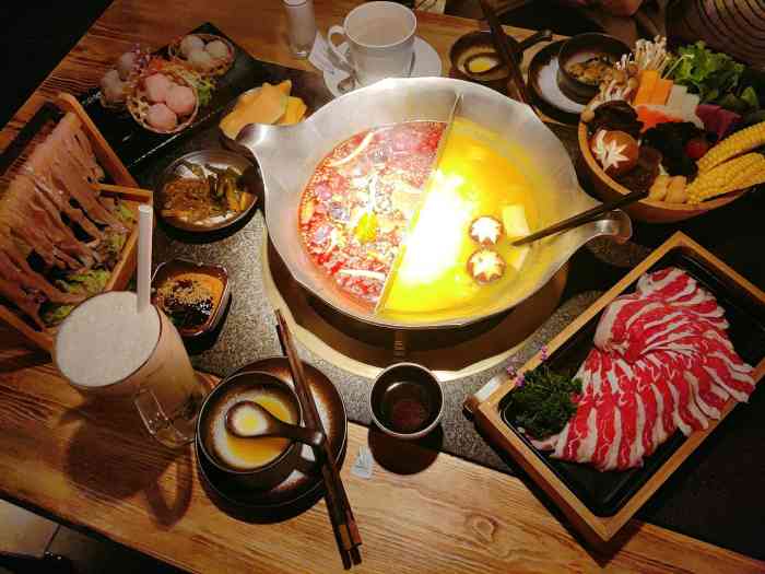 凑凑火锅·茶憩(银泰中心店)-"赶着开业过来吃,可是店家说设备出故障