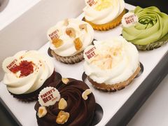 红丝绒纸杯蛋糕-Pantry's Best派悦坊蛋糕(K11购物艺术中心店)