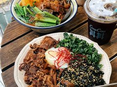 -CowCow其其·牛杂咖啡公司(六运店)