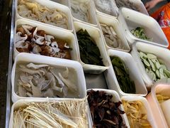 -陆师傅砂锅烫菜(圆通街店)