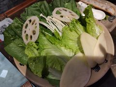-小龙坎火锅(湖滨银泰in77店)