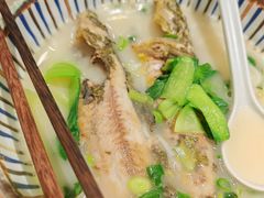 -鲜越鲜鱼粉(财富购物中心店)