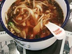 咸菜肉丝面-十八家面馆(均瑶店)