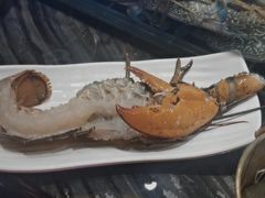 -雍容荟帝王蟹活龙虾展台自助(IFS黑金店)