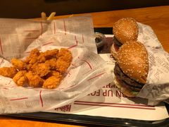 -The Habit Burger Grill 哈比特汉堡(复兴soho店)
