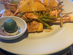 -大头虾越式风味餐厅(光明广场店)