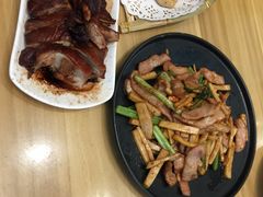 -乌镇那一年小院主题餐厅(甘泉西路店)