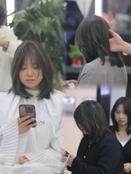 -U·NI SALON 造型