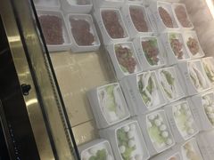 -来龍儿鲜切牛肉自助老火锅
