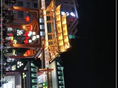 -市中心风采楼步行街
