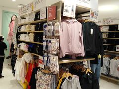 -优衣库(青岛伟东乐客城店)