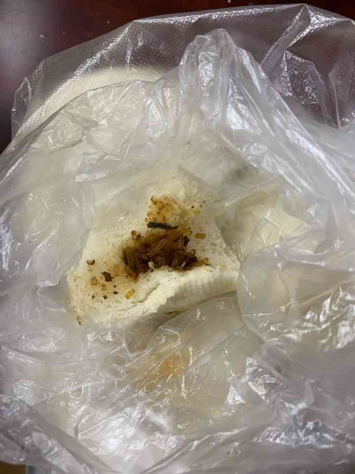 鸿运大包(新街巷店)-"现在假冒伪劣盛行,而"鸿运大包"成了一块.