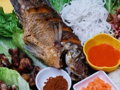 -沐毫傣泐云南菜孔雀宴•手抓饭傣味烧烤(曼听公园店)