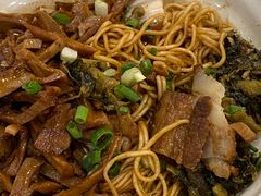 -佬钱湾仔(衣裳街店)