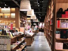 -百新书局(尚悦湾店)