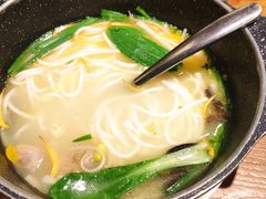 云南过桥米线-云海肴·汽锅鸡·云南菜(天山百盛优客店)