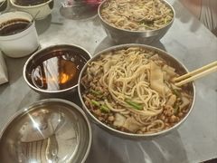 -正宗杨记普洱酸醋米线(总店)
