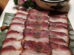 -老滇山寨•云南特色菜•地方菜•民族风情歌舞表演(金碧店)