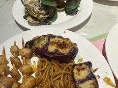 -四海一家自助餐(益田假日广场店)