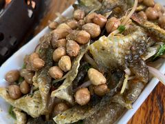 凉拌鱼皮-章记正宗南岗鱼蛋火锅