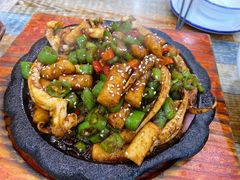 铁板鱿鱼-八张桌子(老店)