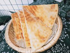 三角饼-八两八金·莱芜特色炒鸡(市南漳浦路店)