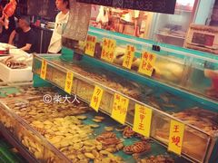 -鲜入围煮花胶鸡海鲜火锅