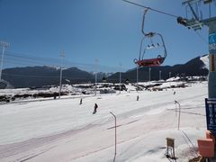 -丝绸之路山地度假区滑雪场