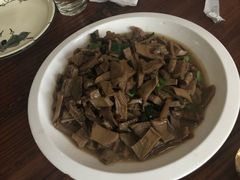 -小乡小镇·传承桐庐土菜·老板亲自烧的菜