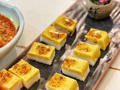 -阿瓦山寨·湘菜现炒·剁椒鱼头王(咸阳总店)