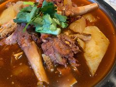 -街角等你.大连海鲜烧烤.经典铁板海鲜串(西安路店)