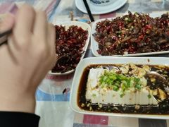 -吴记口味馆
