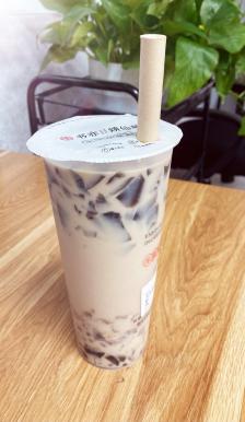 书亦烧仙草(石人公园店)-"书亦少烧仙草,半杯都是料.成都几家奶茶店.