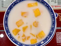 -赵记传承特色牛奶甜品(泉城广场店)