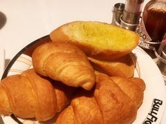 蒜香面包-斗牛士牛排(南京东路店)