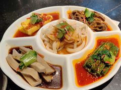 -令氏家外家周秦食府(高新店)